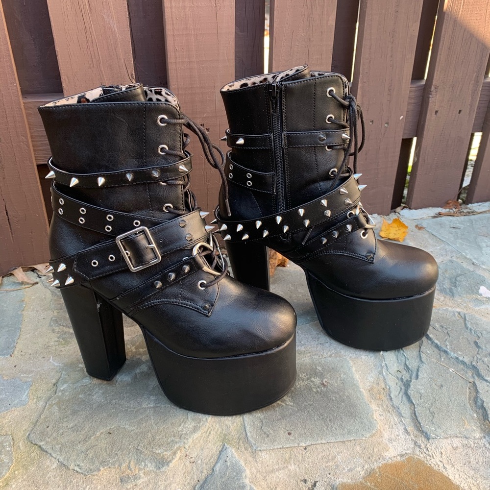 Demonia Women’s Rave Spiked Booties